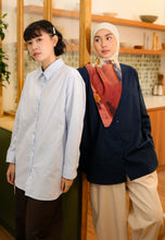Load image into Gallery viewer, Erum Linen Top (Ice Blue)
