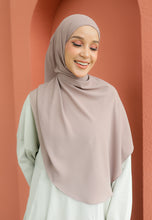 Load image into Gallery viewer, Teduh Halfmoon Chiffon Shawl (Mocha)