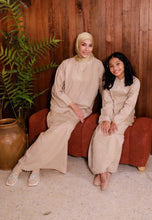 Load image into Gallery viewer, Seruni Girl (Nude)