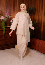 Load image into Gallery viewer, Seruni  Kurung (Nude)