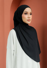 Load image into Gallery viewer, Teduh Halfmoon Chiffon Shawl (Black)