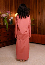 Load image into Gallery viewer, Seruni Girl (Brick Redwood)