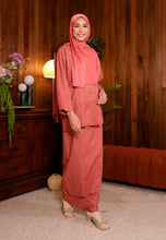 Load image into Gallery viewer, Seruni  Kurung (Brick Redwood)