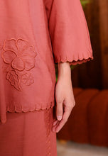 Load image into Gallery viewer, Seruni  Kurung (Brick Redwood)