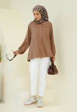 Load image into Gallery viewer, Ruby Plain Top (Dark Choco)