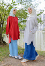 Load image into Gallery viewer, Mahdia Linen Top (Red)