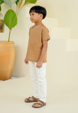 Load image into Gallery viewer, Shirt Boy (Dark Brown)