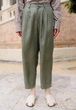 Load image into Gallery viewer, Luna Linen Pants (Olive Green)