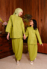 Load image into Gallery viewer, Seruni Girl (Lime Green)