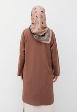 Load image into Gallery viewer, Mahdia Linen Top (Walnut)