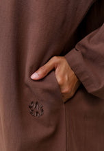 Load image into Gallery viewer, Mahdia Linen Top (Walnut)