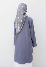 Load image into Gallery viewer, Mahdia Linen Top (Blue Grey)