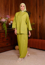 Load image into Gallery viewer, Seruni  Kurung (Lime Green)
