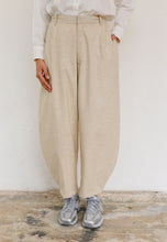 Load image into Gallery viewer, Malia Barrel Pants (Beige Cream2.0)