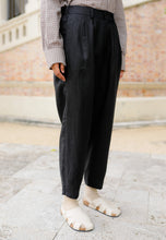 Load image into Gallery viewer, Luna Linen Pants (Black 2.0)