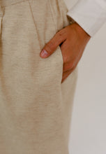 Load image into Gallery viewer, Malia Barrel Pants (Beige Cream2.0)
