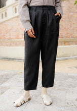 Load image into Gallery viewer, Luna Linen Pants (Black 2.0)