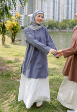 Load image into Gallery viewer, Mahdia Linen Top (Blue Grey)