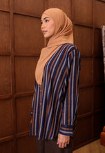 Load image into Gallery viewer, Nouf Stripe Top (Darkblue)
