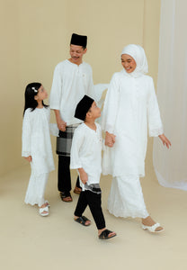 Kukuh Girl (White)