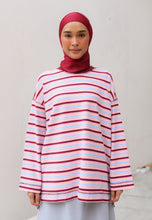 Load image into Gallery viewer, Yara 3D Stripe T-Shirt (Red)