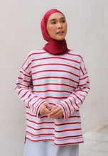 Load image into Gallery viewer, Yara 3D Stripe T-Shirt (Red)