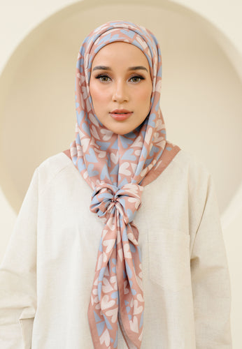 Elena Printed Square (Brown)