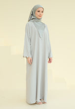 Load image into Gallery viewer, Anbar Sulaman Kaftan (Soft Grey)