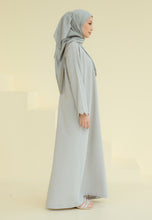 Load image into Gallery viewer, Anbar Sulaman Kaftan (Soft Grey)