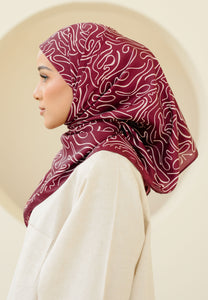 Elena Printed Square (Maroon)