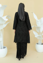 Load image into Gallery viewer, Kukuh Kurung (Black)