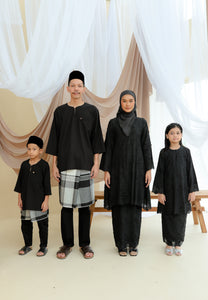 Kukuh Kurung (Black)