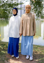 Load image into Gallery viewer, Erum Linen Top (Light Brown)