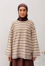 Load image into Gallery viewer, Yara 3D Stripe T-Shirt (Coffee)