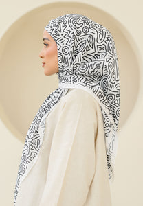 Elena Printed Square (White)