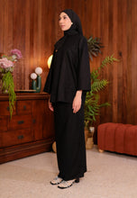 Load image into Gallery viewer, Seruni  Kurung (Black)