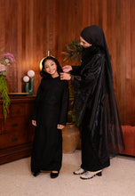 Load image into Gallery viewer, Seruni Girl (Black)