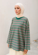 Load image into Gallery viewer, Yara 3D Stripe T-Shirt (Dark Green)