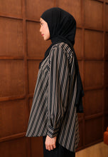 Load image into Gallery viewer, Nouf Stripe Top (Black)