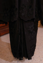 Load image into Gallery viewer, Ranum Kurung (Black)