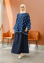 Load image into Gallery viewer, Rima Bow Top (Dark Blue)