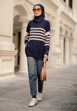 Load image into Gallery viewer, Bianca Knitwear Top (Navy Blue)