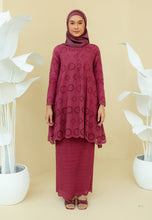 Load image into Gallery viewer, Karib Kurung (Mulberry)