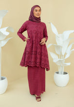 Load image into Gallery viewer, Karib Kurung (Mulberry)