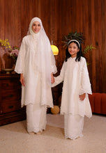 Load image into Gallery viewer, Ranum Kurung (Girl White)