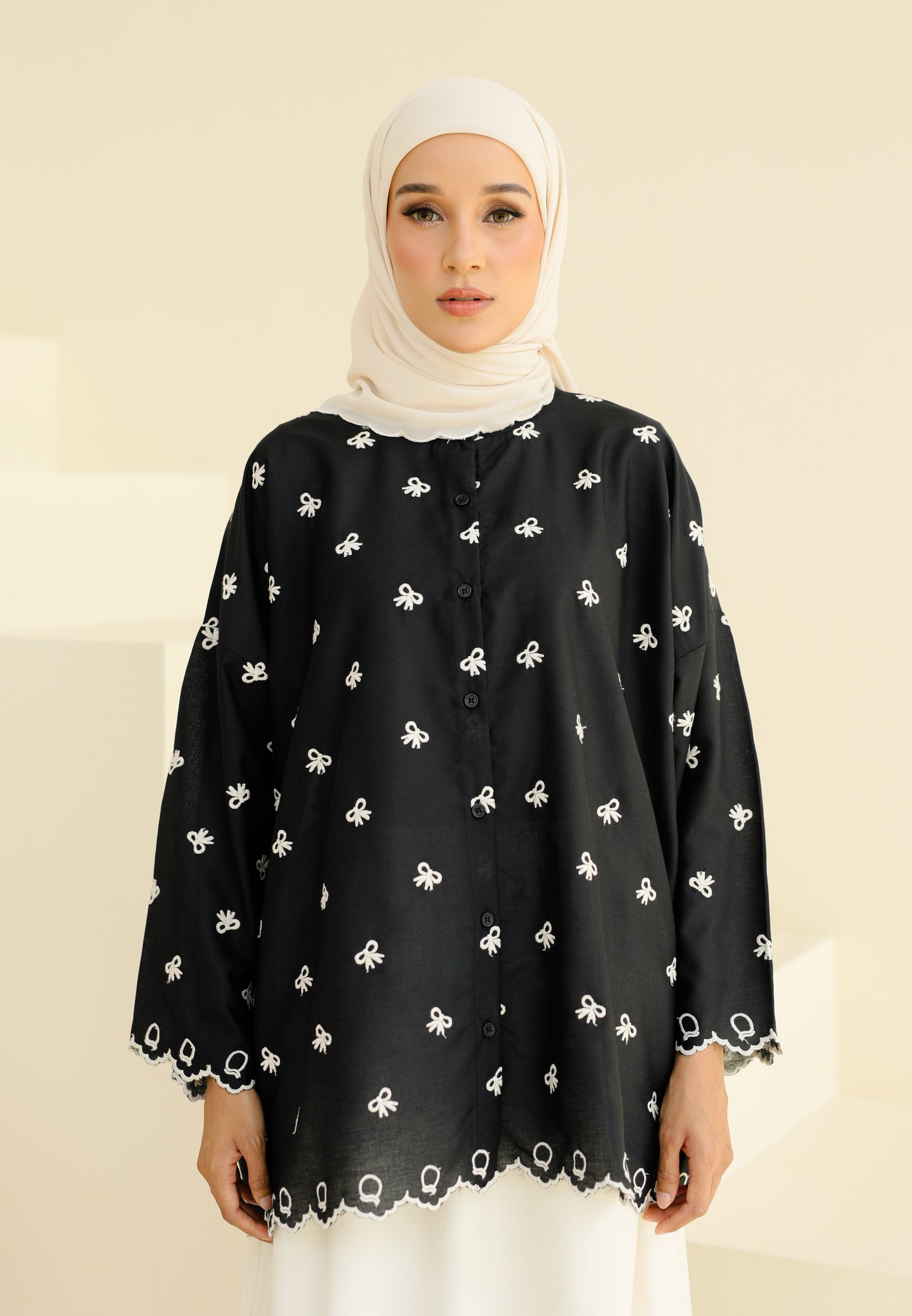 Rima Bow Top (Black)