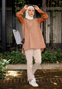 Leora Checkered Top (Brown)