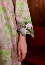 Load image into Gallery viewer, Kuntum Kurung (Strawberry Matcha)