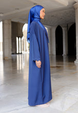 Load image into Gallery viewer, Anbar Sulaman Kaftan (Midnight Blue)