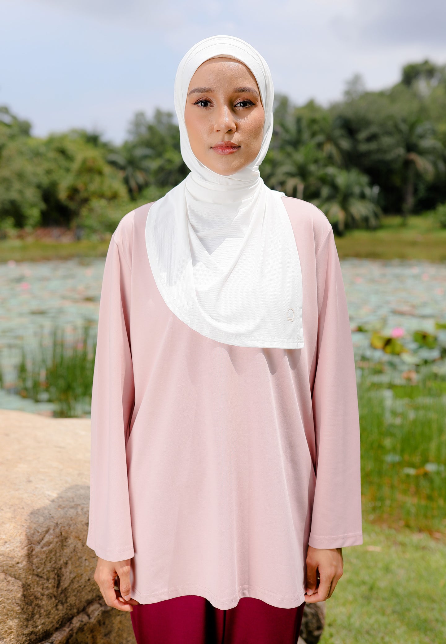 Nuha Athletic Top (Soft Pink)